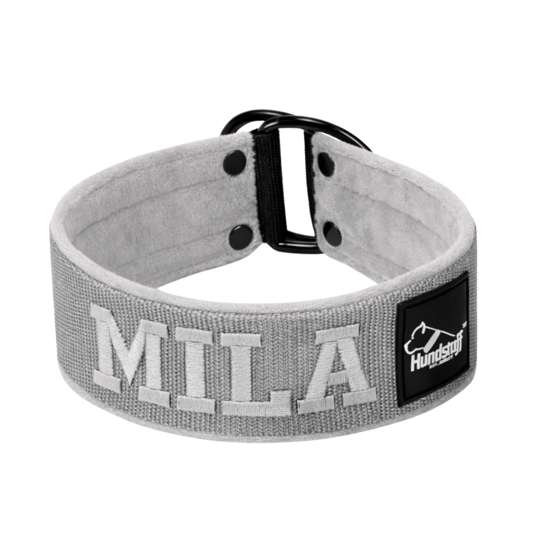 Full-throated necklace with name